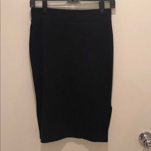 Stretchy pencil skirt